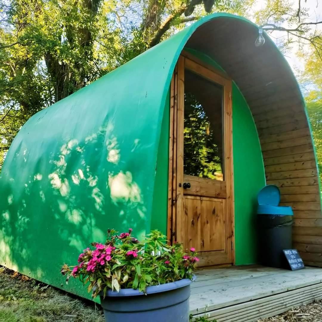 Hotel Battle Pods And Bells Glamping Exteriér fotografie